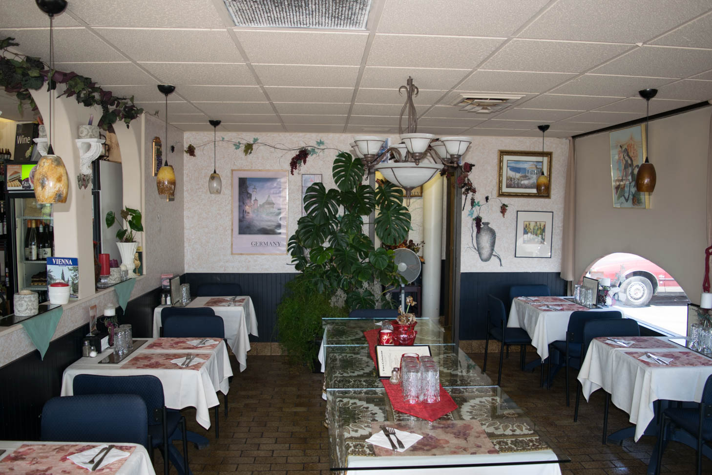 Dinning tables